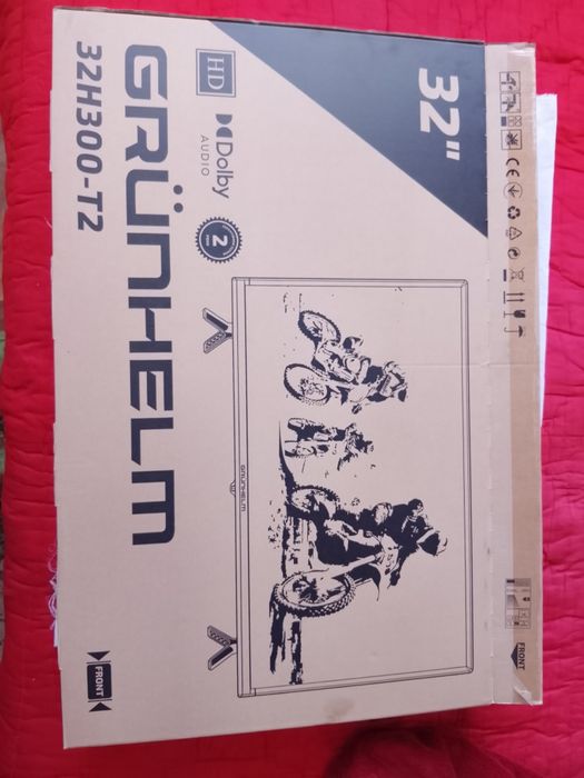 Плазма, майже нова. В гарному стані, все працює