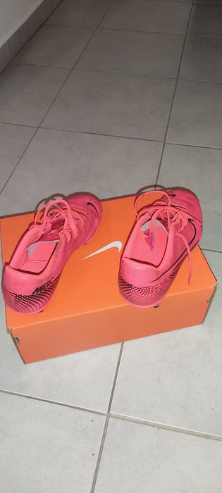 Chuteiras Nike Tamanho 40 como novas