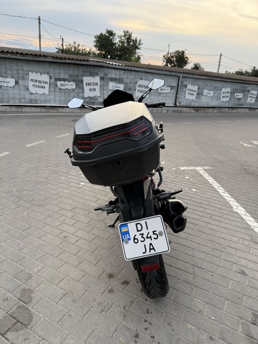Мотоцикл Bajaj dominar 400 турист