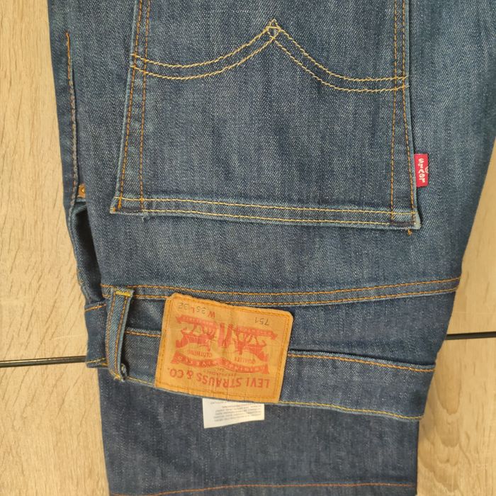 Джинсы Levis 751