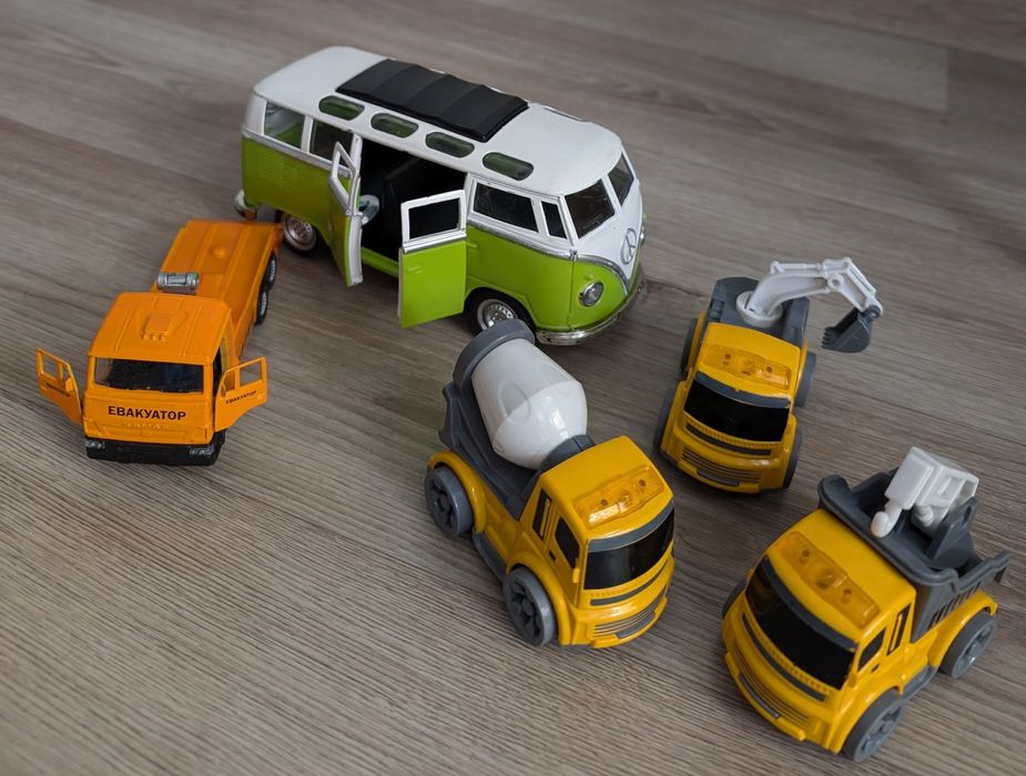 Машинки Darda Motor, Hot Wheels, Matchbox, Технопарк
