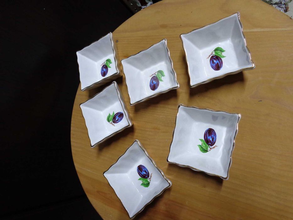 Taça com ameixa Tremez