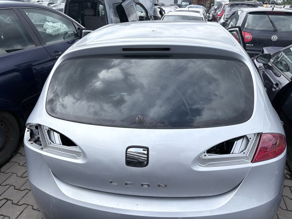 Seat Leon II Klapa bagażnika tył LS7Y