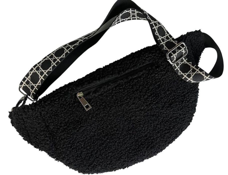 Бананка Тедді через плече