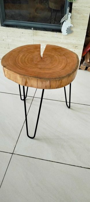 Stolik kawowy plaster drewna 44-50 x 53 x 7