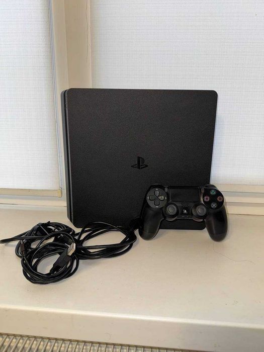 Playstation 4 slim 1tb