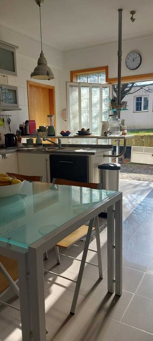 Moradia T4 em Felgueiras com piscina e anexos