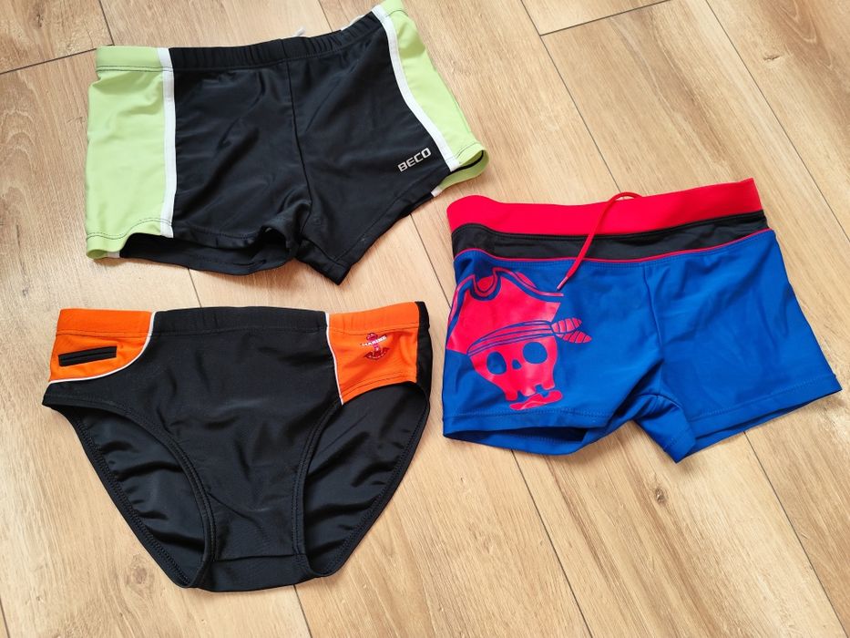 3 pary spodenek kąpielowych rozmiar na ok 11/12 lat