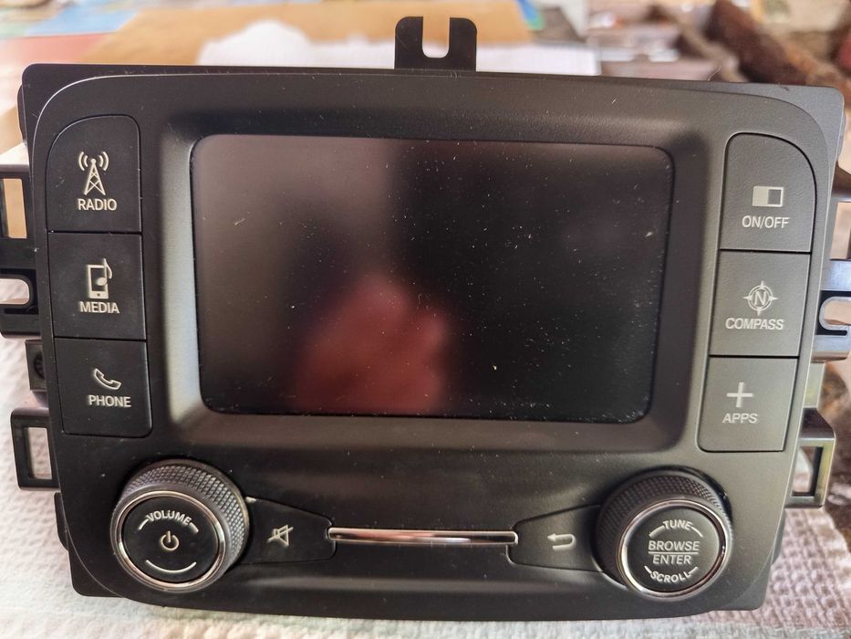 Radio Jeep Renegade Oryginał