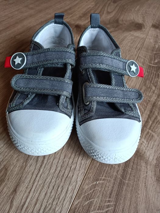 Trampki półbuty kapcie chłopięce 31