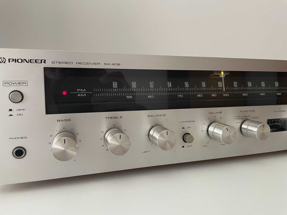 Pioneer SX-408 Receiver Vintage AM/FM com Phono, 2x15W, anos 80
