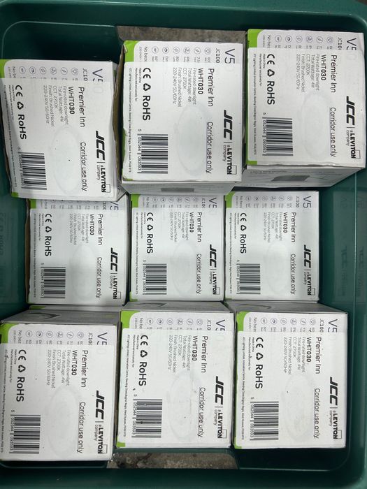 Halogen LED wpuszczany sufitowy – oprawa LED downlight