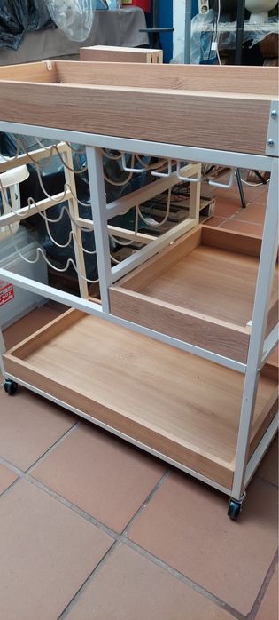 Movel de apoio-trolley bege