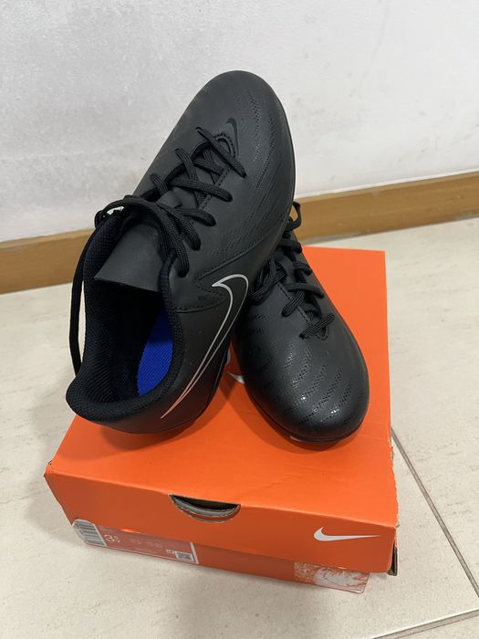 Chuteiras Nike pretas