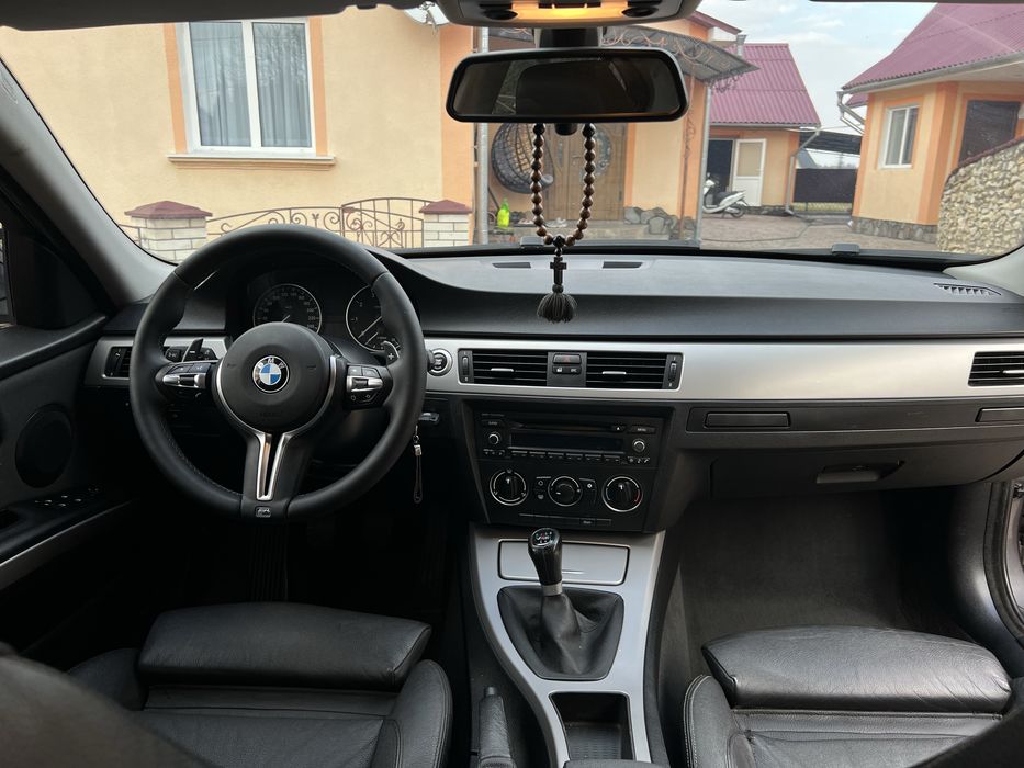 Bmw e90.