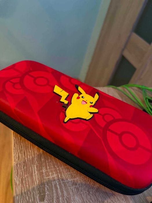 Konsola Nintendo Switch ZESTAW z dokiem do TV