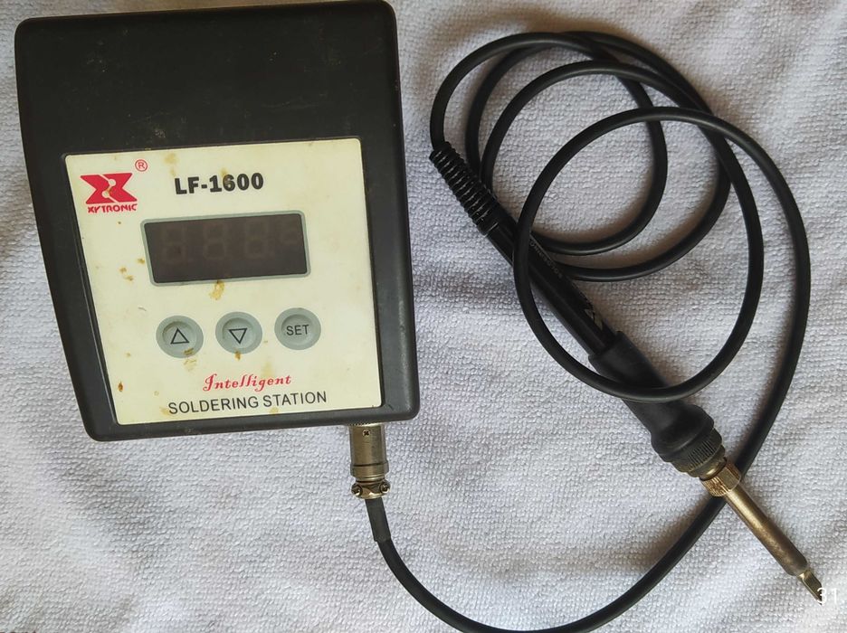 Продам паяльна станцію Xytronic LF-1600