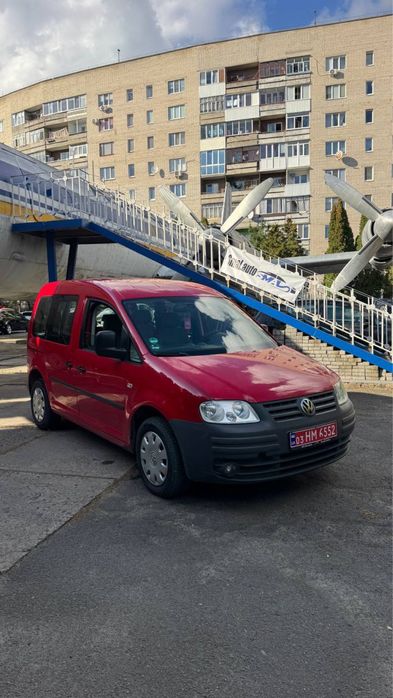 Продам автомобіль.