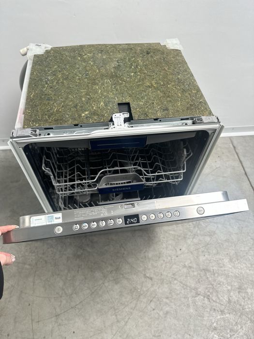 Повновбудована посудомийна машина Siemens SN636X01ME  /60 см /посудомийка