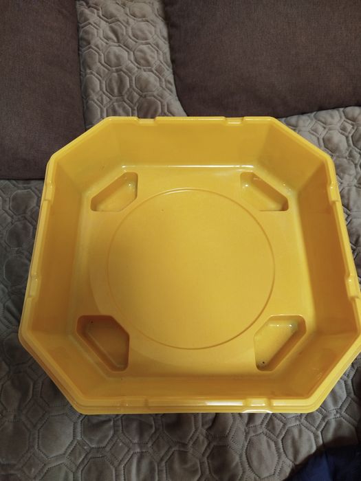 Оригінальні Бейблейди такара томі/хасбро