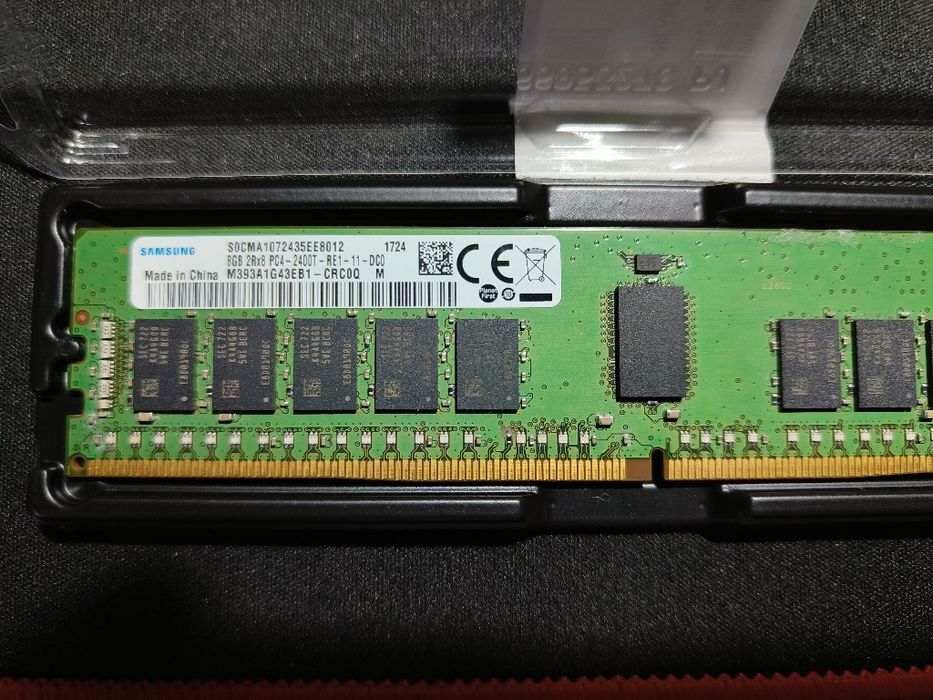 Продам DDR4x8гб-2400(пара 16гб)