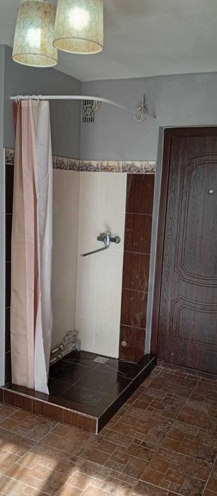 Продам гостинку Солоницівка (Солоницевка) можна по сертифікату