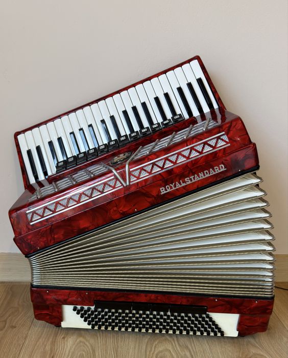 Royalstandard montana 120 4/4