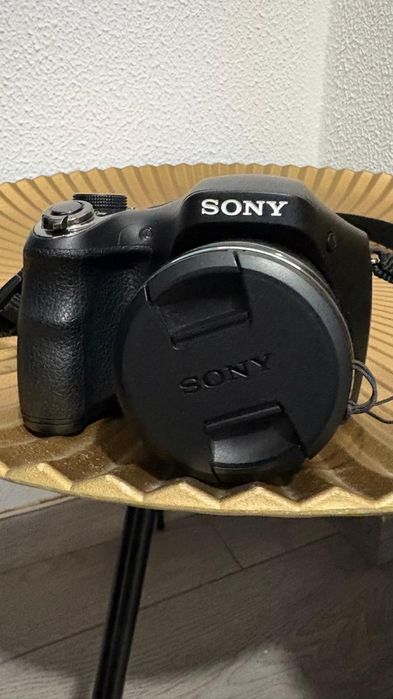 Sony Cyber-shot DSC-H300 20.1MP + Bolsa Sony + Cartão 32GB