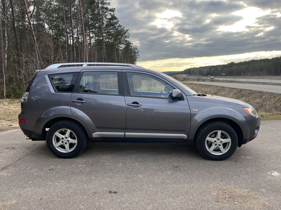 Mitsubishi Outlander II 4x4 2.0 DID DOHC 140 KM Polski Salon Serwis