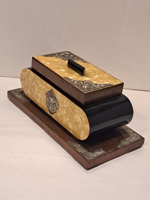 Antiga caixa de cigarros c/prata