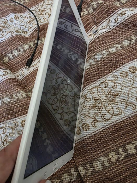Планшет  Samsung tab E