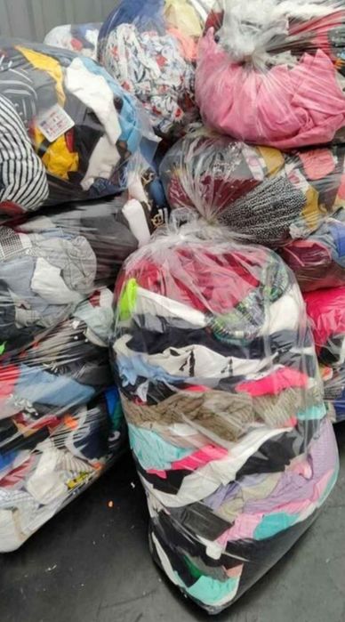 Odzież sortowana dania Anglia Norwegia