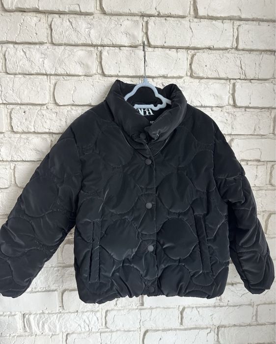 Куртка Zara чорна, зима-демісезон .