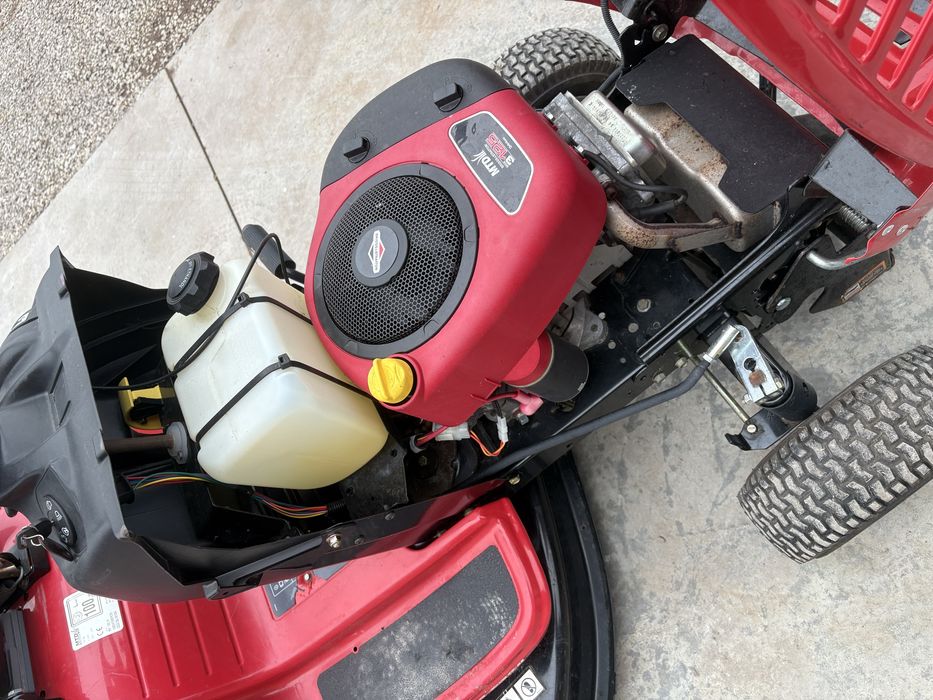 Traktorek kosiarka MTD RF 125 Hydro z plugiem