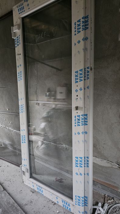 Drzwi balkonowe 90x200  zamek klamka z dwóch stron