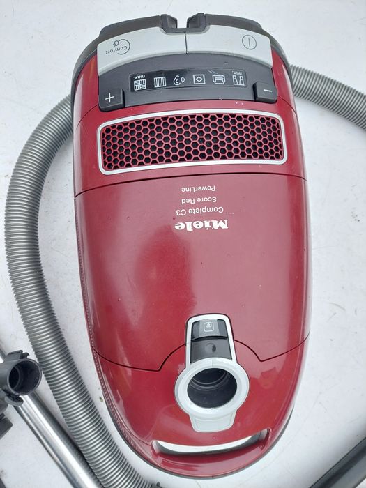 Odkurzacz miele c3 score red