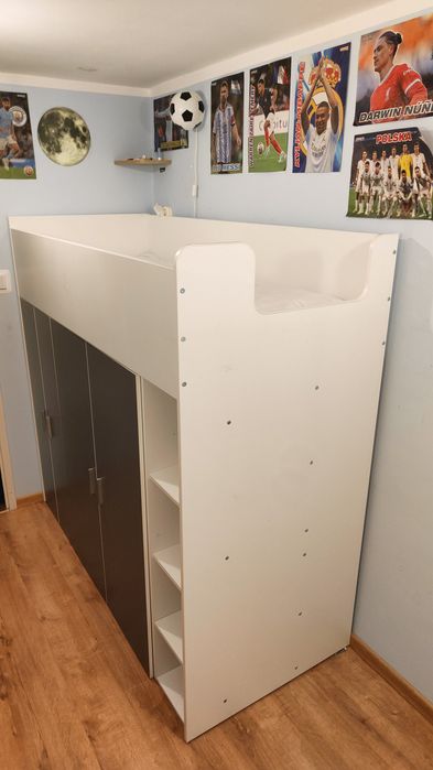 Łóżko piętrowe młodzieżowe z szafą