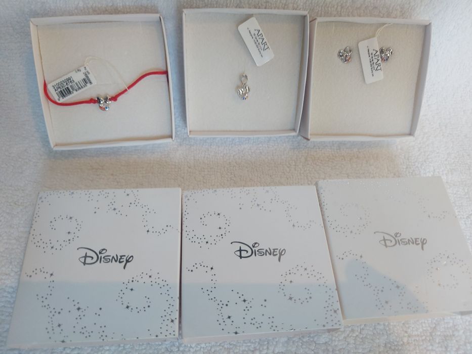 Biżuteria Apart Disney kolczyki i dwie zawieszki