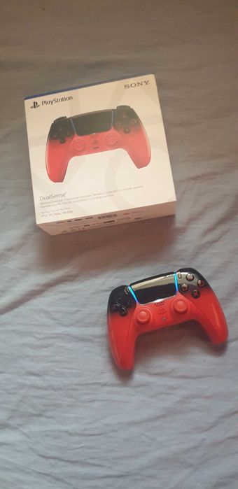 Ps5 edicaõ basica 1 tb/ controlo novo / controlo para peca