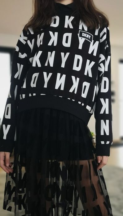 Conjunto saia + sweatshirt DKNY