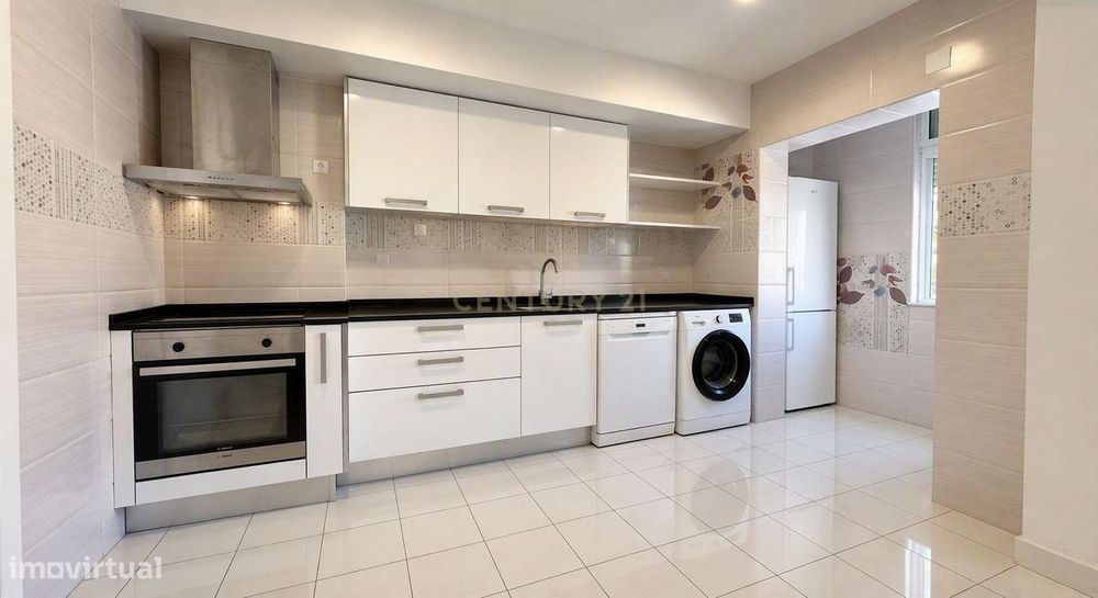 Acolhedor apartamento T3 em Setúbal, zona ideal para viver