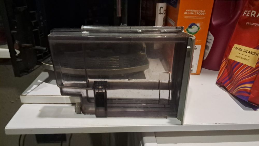 Кавомашина DeLonghi Magnifica Elegance Pronto Cappuccino