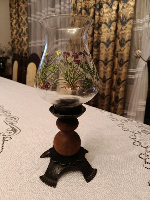 Stary świecznik. Vintage