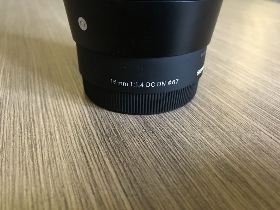 Obiektyw sigma 16mm 1:1.4 dc dn 67 AF