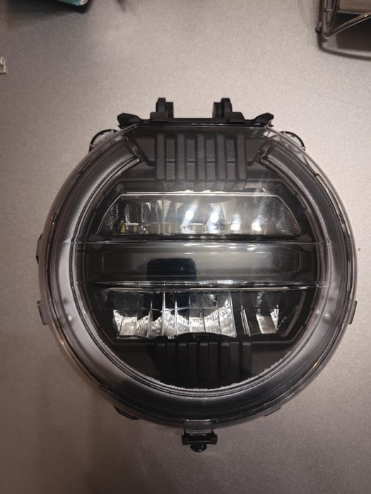 CB650R farol led