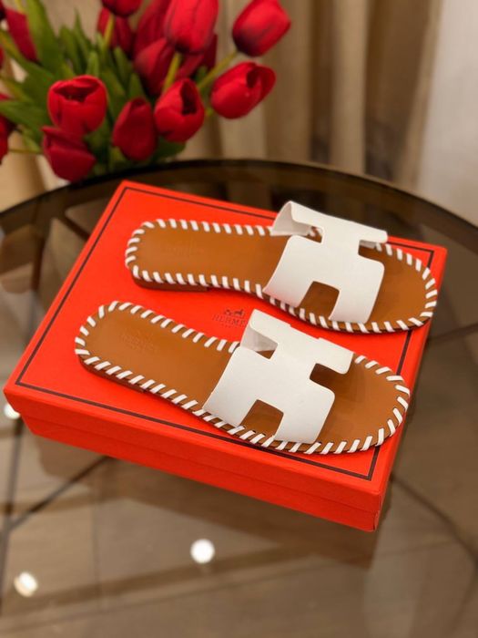 Капці від Hermes