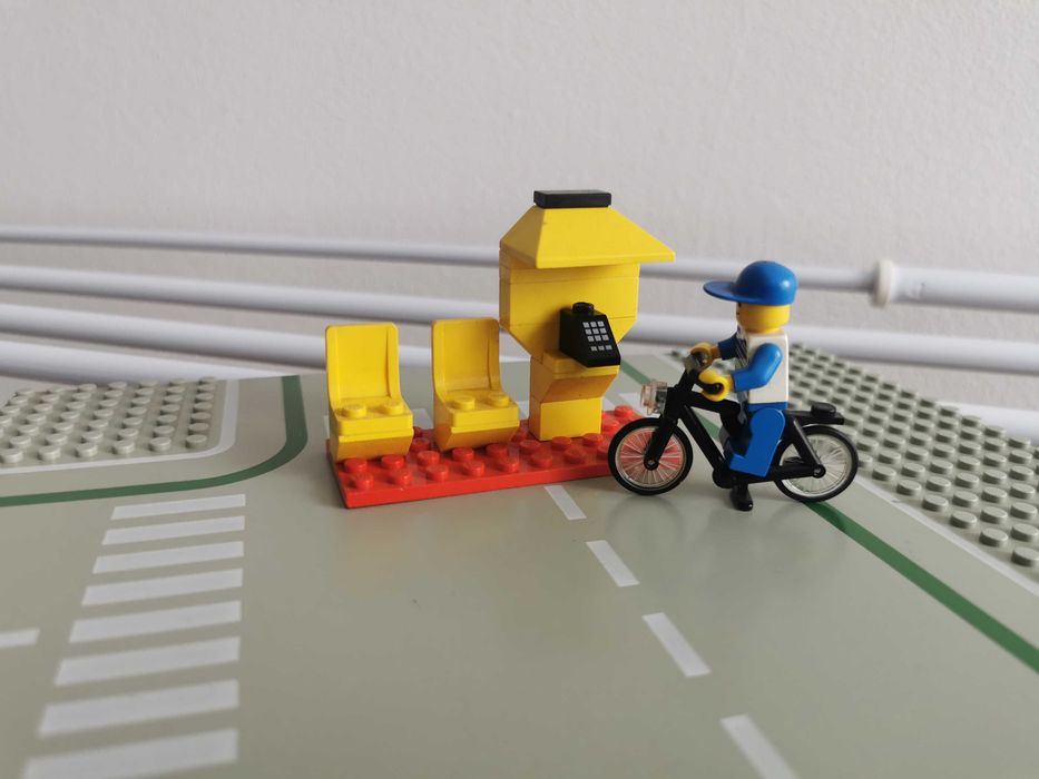 LEGO 6613 Telephone Booth