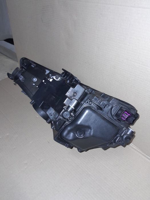 Права фара Audi A4 b9 2020-2024 рестайл