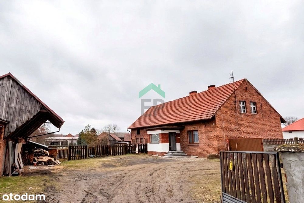 Dom w urokliwej lokalizacji na dużej działce