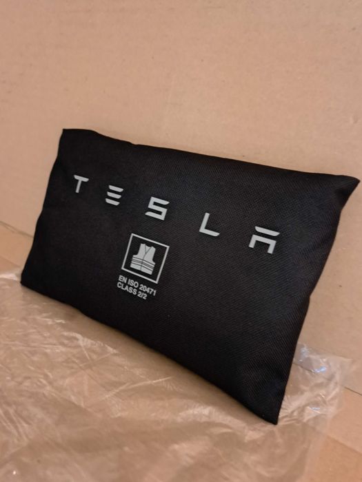 Kamizelka odblaskowa żółta.